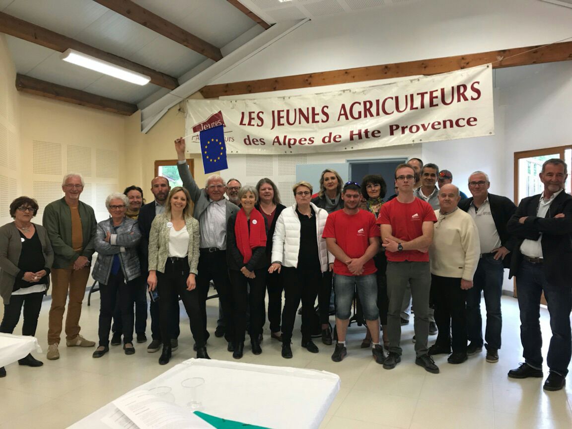 GPereiraGeorges's tweet photo. Fin de la GME 04 à Selonnet. Participation active de nombreux comités locaux #LREM04 #ComitéLocalPaysDignois https://t.co/NOHtIhmvjY