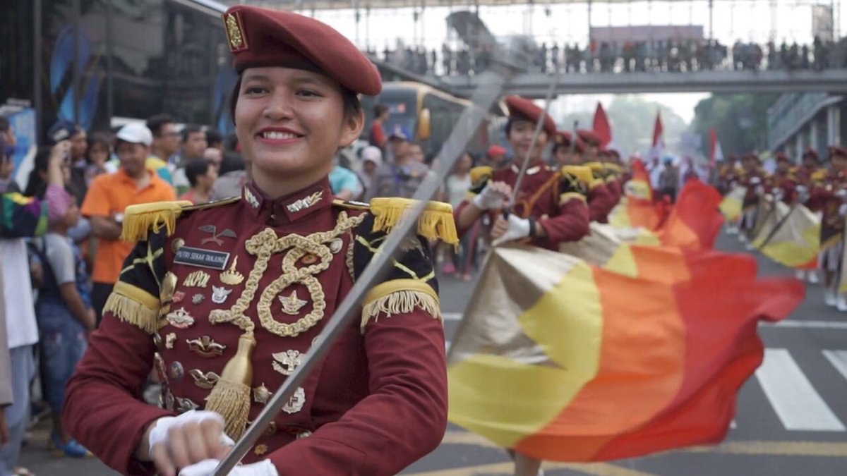 asiangames2018's tweet photo. Terimakasih telah turut memeriahkan acara #AsianGamesParade dan salut sebesar-besarnya untuk penampilan yang maksimal.
Dan selamat kepada  DrumCorps Cendrawasih  AKPOL telah dinobatkan sebagai
Best Marching Band by INASGOC https://t.co/BlMTNETmkj