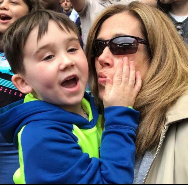 WhyNotDevinDIPG's tweet image. Happy Mother’s Day to this beautiful mom. Thinking of all today, who are missing a part of them.💚#WhyNotDevin #EndDIPG