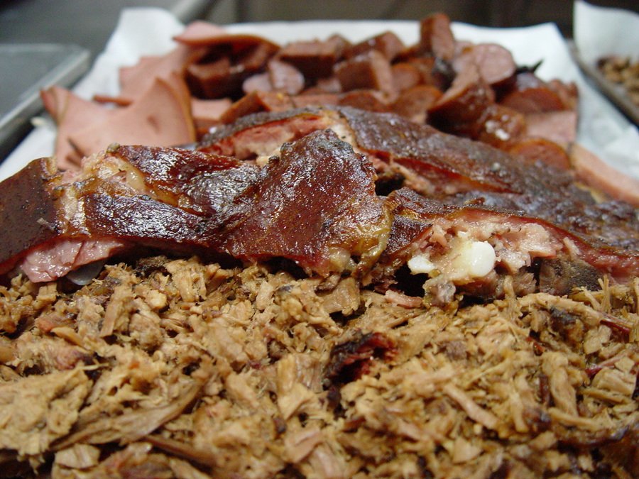 bbq_lovers's tweet photo. So good 😍
#Pizza #Barbecue #BBQ #food #Tacos #foodporn #meat #party #grill #baked #ribs #smoking #cooking #Roasting #Braising #steak #howtobbq #burger #cheese #cheeseburger #bacon #pasta #ham #cat #onion #chicken #bbqchicken #dog #restaurant #sausage https://t.co/pzo69WQBZV