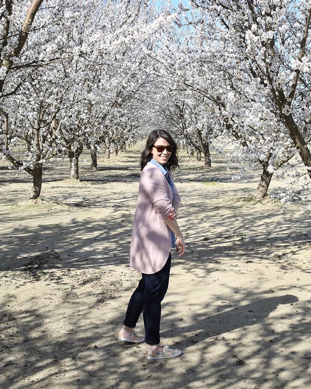 ryanfoy's tweet photo. Happy Mother’s Day @lovelyindeed - you are our everything. Sorry I have been sneezing since I took this picture. https://t.co/GRKqU9XxeM https://t.co/53OUD3NIfJ