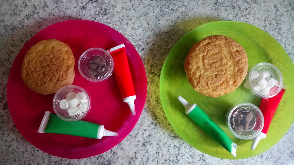 bakingboardgame's tweet photo. Pudding courtesy of @DocSquiffy and @WyevaleGC #littlediggers https://t.co/BA5b7ekXo9
