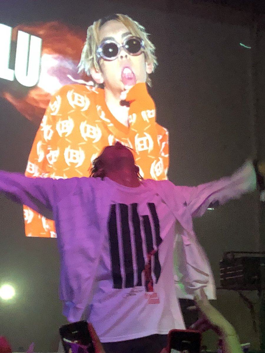 iam_Kyte_vision's tweet photo. #INTERLOCK2018 Tokyo編
"BREAK WALL 5th Ann' "
最高のパーティでした😂🍻
仲間といれるって最高な時間だわ🤦♂️
SALUがキングに見えたわ🤴
BKSかっこよすぎました😢みんな愛してます。 https://t.co/giGDto76J4