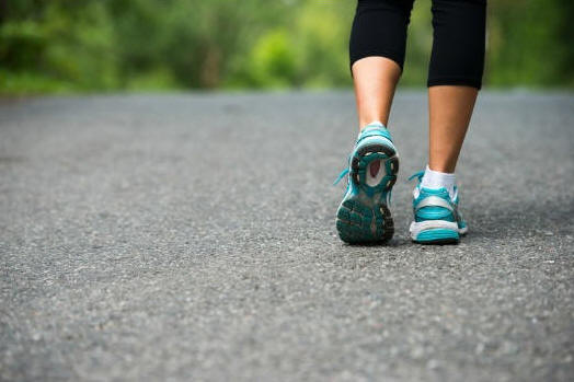 sthlme's tweet photo. #Walking is simple and #powerful, help you stay #trim, improve #cholesterol levels, strengthen #bones, keep blood pressure in check, lift your #mood, and lower your risk for a number of #diseases #diabetes and #heart disease. https://t.co/wMjy9QFsPc