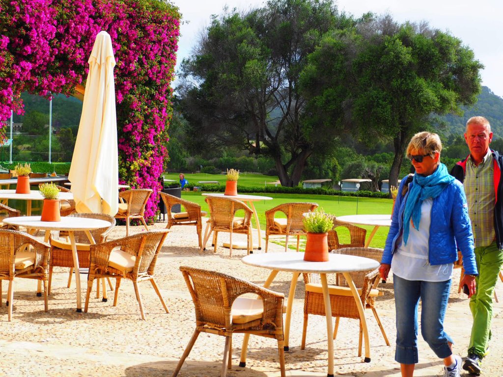 PulaGolf's tweet photo. Espectacular Domingo en el #EstedeMallorca #mallorca #pulagolfresort #golfeastmallorca #sonservera #golf #relax #Gastronomia #thegolfingexperience #visitcalamillor #pulagolfcom https://t.co/C7zbHQXO9Q