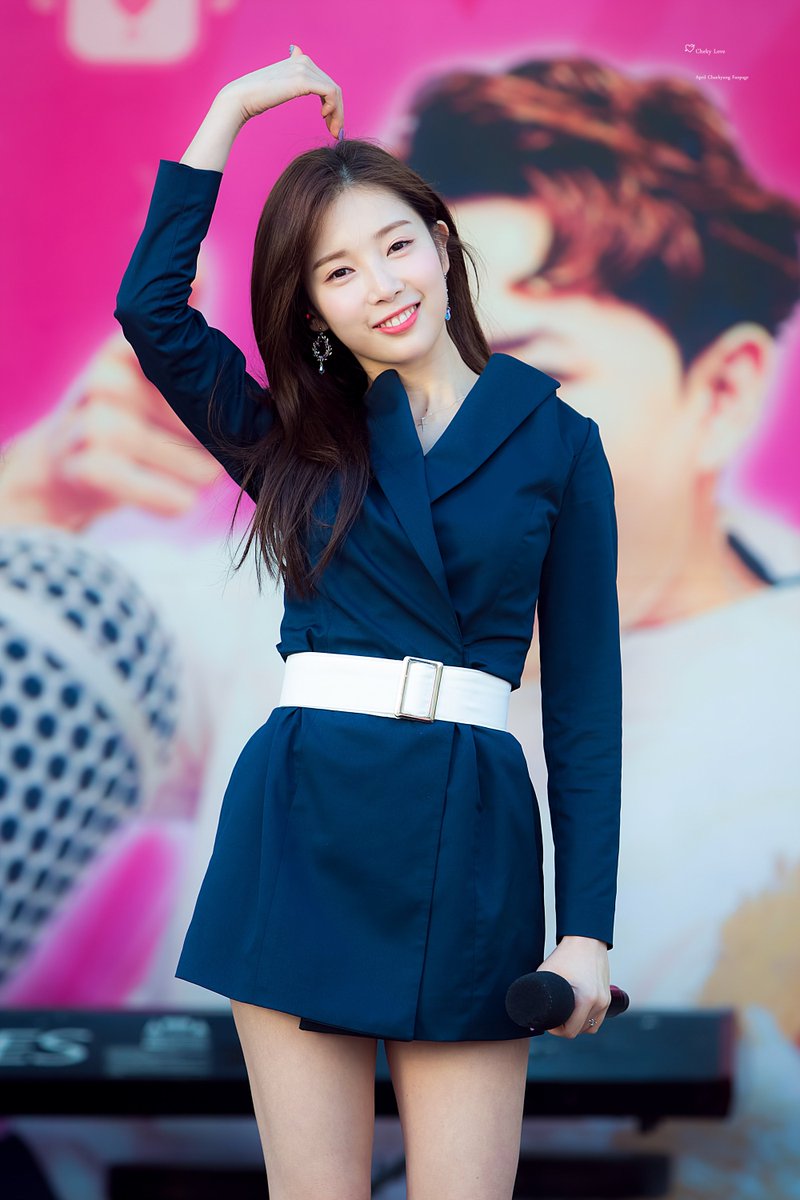 chekylove_'s tweet photo. 180412 붐붐파워 #채경 

#윤채경 #CHAEKYUNG 

#에이프릴 #APRIL 

@4wallE @APRIL_DSPmedia

https://t.co/rpXnVlSsl0 https://t.co/Li2Qnoy0i7