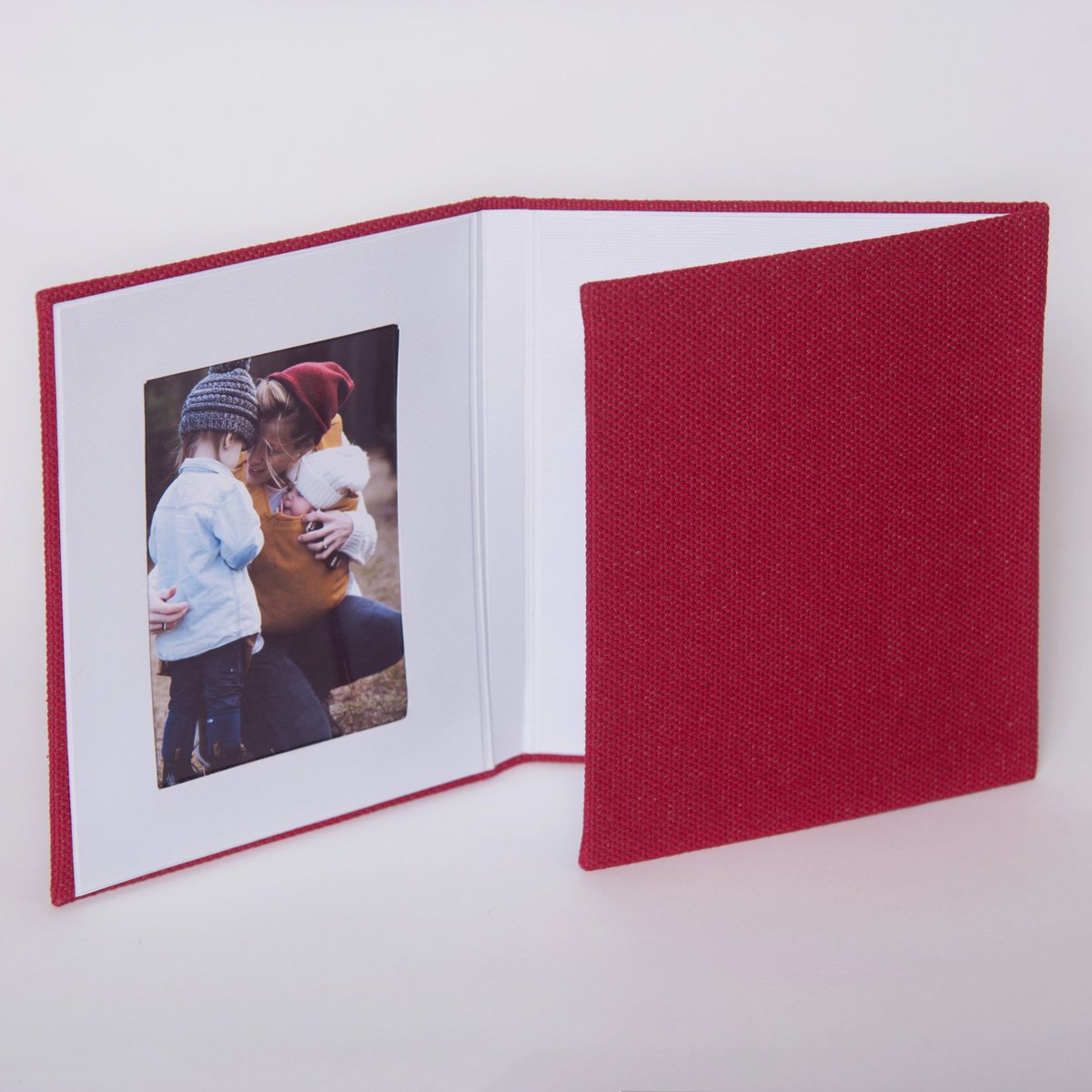 putitherestore's tweet photo. Happy Mother's Day! :)
#Putithere #Photoframe #MothersDay #HappySunday #HappyFamily #designthinking #Memories #Photocover https://t.co/bUtTLo8fMv