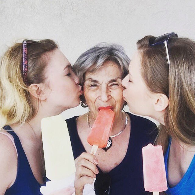 MEMPopS's tweet photo. Happy Mother’s Day to all female caregivers. Thanks for all that you do! Tag us in you #MOMpops pictures today!! Find our mobile units out today @BigRiverX, @overtonpark, @ShelbyFarmsPark , & @DixonGG Symphony in the Garden
📷@blond_blur https://t.co/d60y8Rtnu5