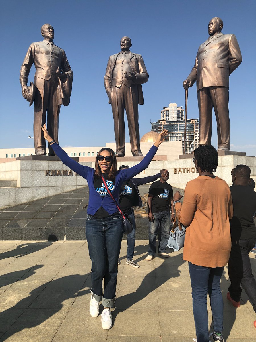 Solaceama's tweet photo. @APRAtweets @Solaceama @NkiruOlumideOjo #APRABOTSWANA2018 https://t.co/WoVRGjfIfP
