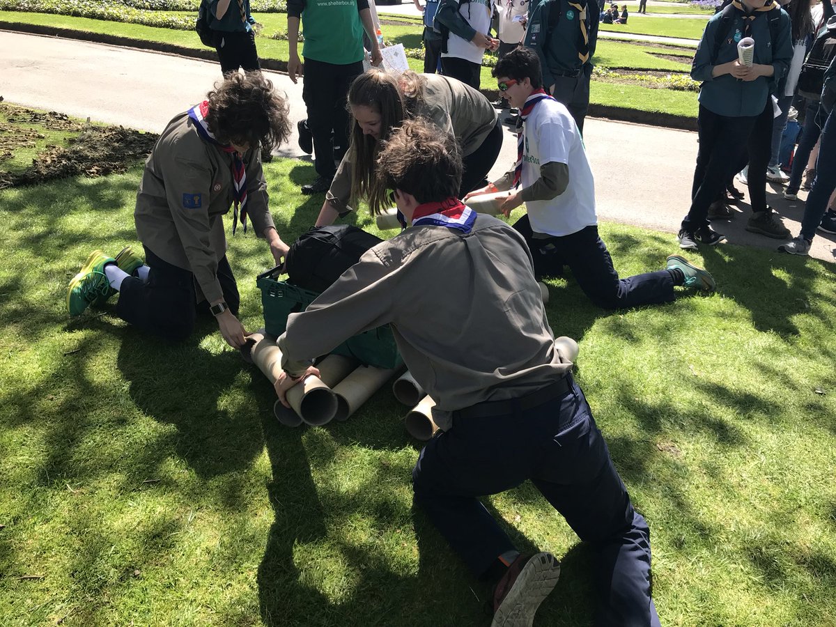 TitansExplorers's tweet photo. Nailing those challenges today on @NW_Hunt @ShelterBox Scavenger Hunt
Hoping to bring back the trophy for @CheshireScouts 
What #BigGreenBox 
#iScout #ScoutingForAll https://t.co/KNjwoNOtfP