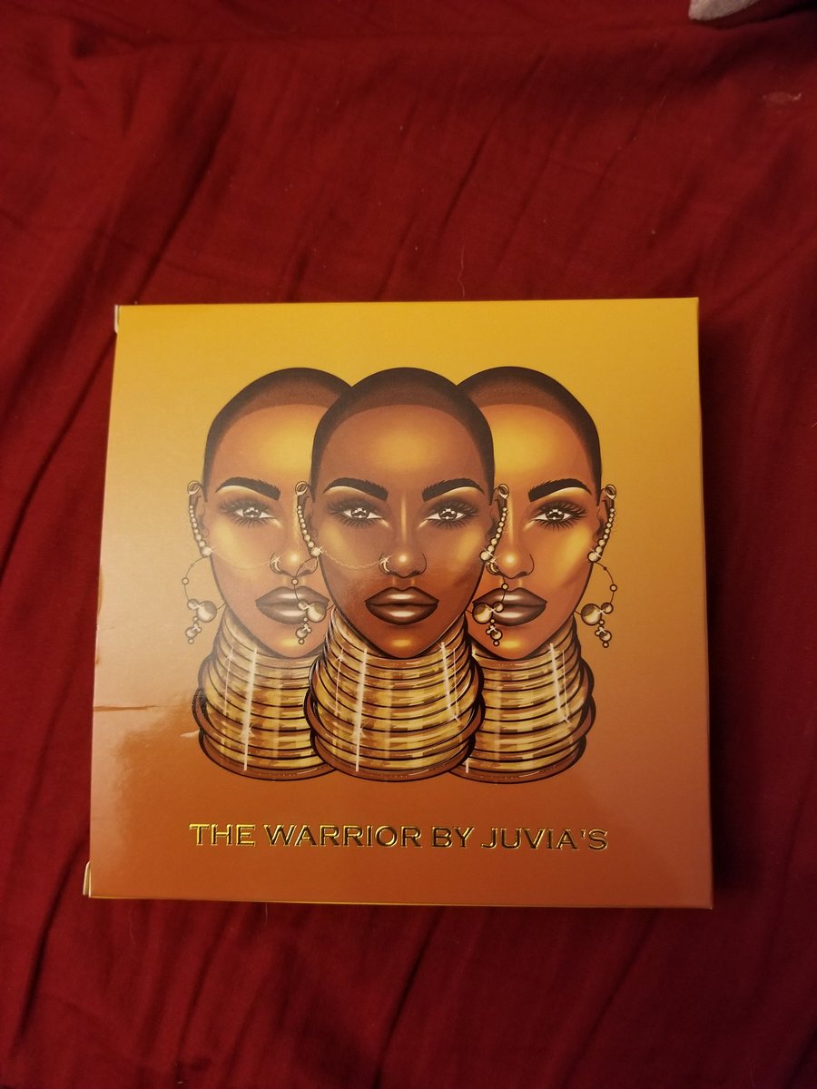 CodeMakeup92's tweet photo. Anyone else get there #warriorpalette in from @juviasplace  Im so excited. https://t.co/X1jrcxdKiA