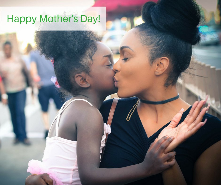 TD_Canada's tweet photo. Today we celebrate amazing Moms everywhere! #HappyMothersday https://t.co/oTfUz6Foo5