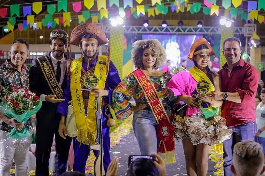 ansocorro's tweet photo. Grande final do concurso Garoto e Garota Forró Siri 2018 reúne centenas de cidadãos.

Confira a galeria completa de fotos: 
https://t.co/1WbwarhL1A https://t.co/uK8LzhFktS