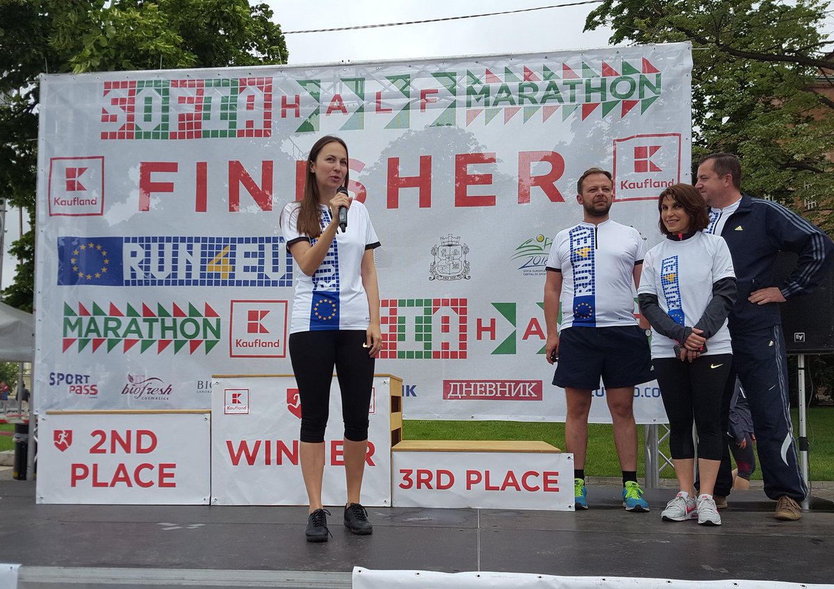EvaMaydell's tweet photo. Active living is our best insurance against health issues. Happy to join #Sofia #halfmarathon together with more than 1000 enthusiasts. #RUN4EU #activeliving https://t.co/6xALhEH5qG