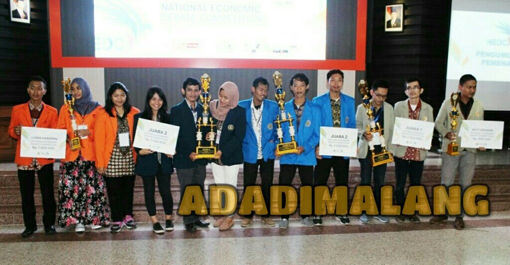 adadimalang's tweet photo. UGM menjadi Jawara National Economic Debate Competition (NEDC) 2018
Selengkapnya di : https://t.co/gGl8K179As
#YohanesHadiSoesila #UM #UniversitasNegeriMalang #UniversitasBrawijaya #UB #FIAUB #TimRajawali #BEMFEUM #NEDC #AgusYuwono #AdaDiMalang #MalangDotCom #Pendidikan #Jokowi https://t.co/RPv3M3zqtc