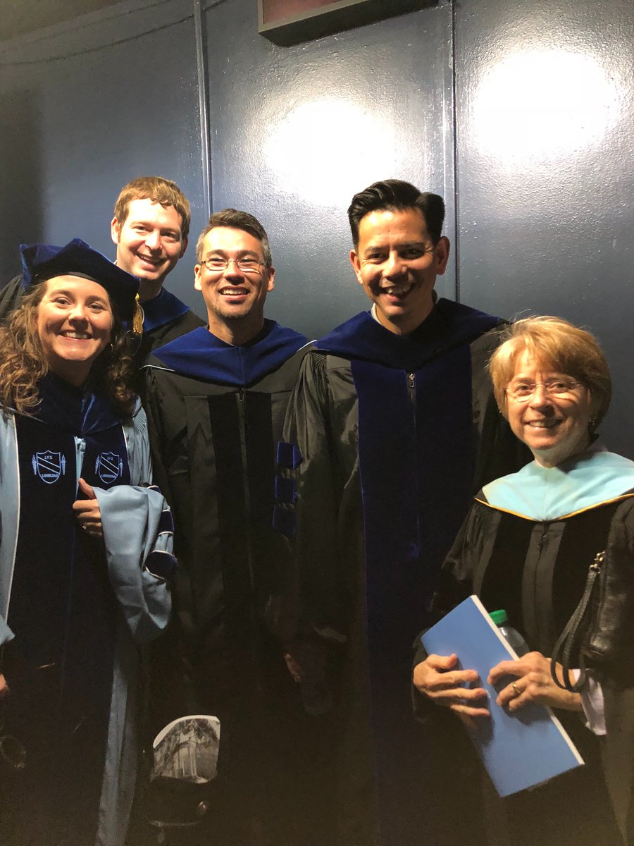 johnamihalik's tweet photo. Celebrating the Class of 2018 with these amazing colleagues from @UNCEXSS #exssimpact @unccollege https://t.co/108sj9Lldf