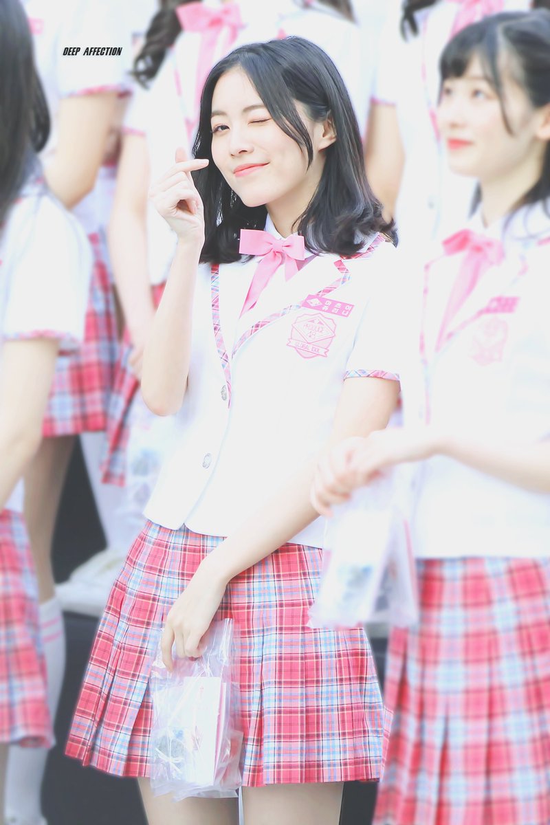 deepaffection38's tweet photo. 180510 프로듀스48 상암 마츠이 쥬리나 
이 날 상암에서 하트 못 받은 사람 없게 여기저기 하트 뿌리기 (^∀^)ノ❤️

#松井珠理奈 #마츠이쥬리나 #珠理奈 #쥬리나 #프로듀스48 #produce48 @JURINA38G https://t.co/lWSY7nYmWJ