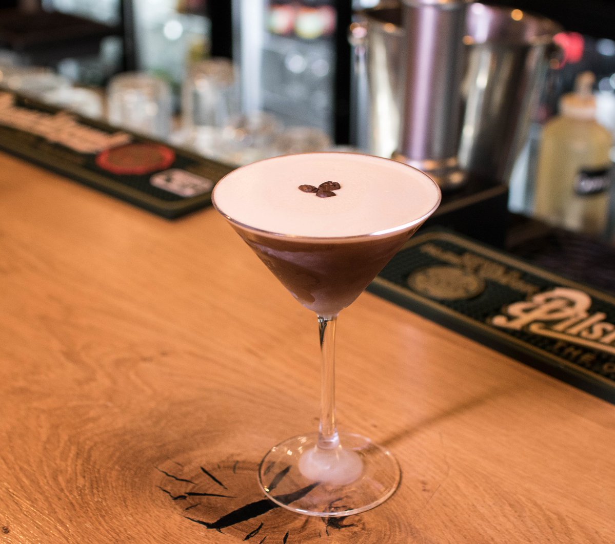 Happy #WorldCocktailDay Manchester! Your Sunday tipple is waiting at the bar...🍸 #CooperHall