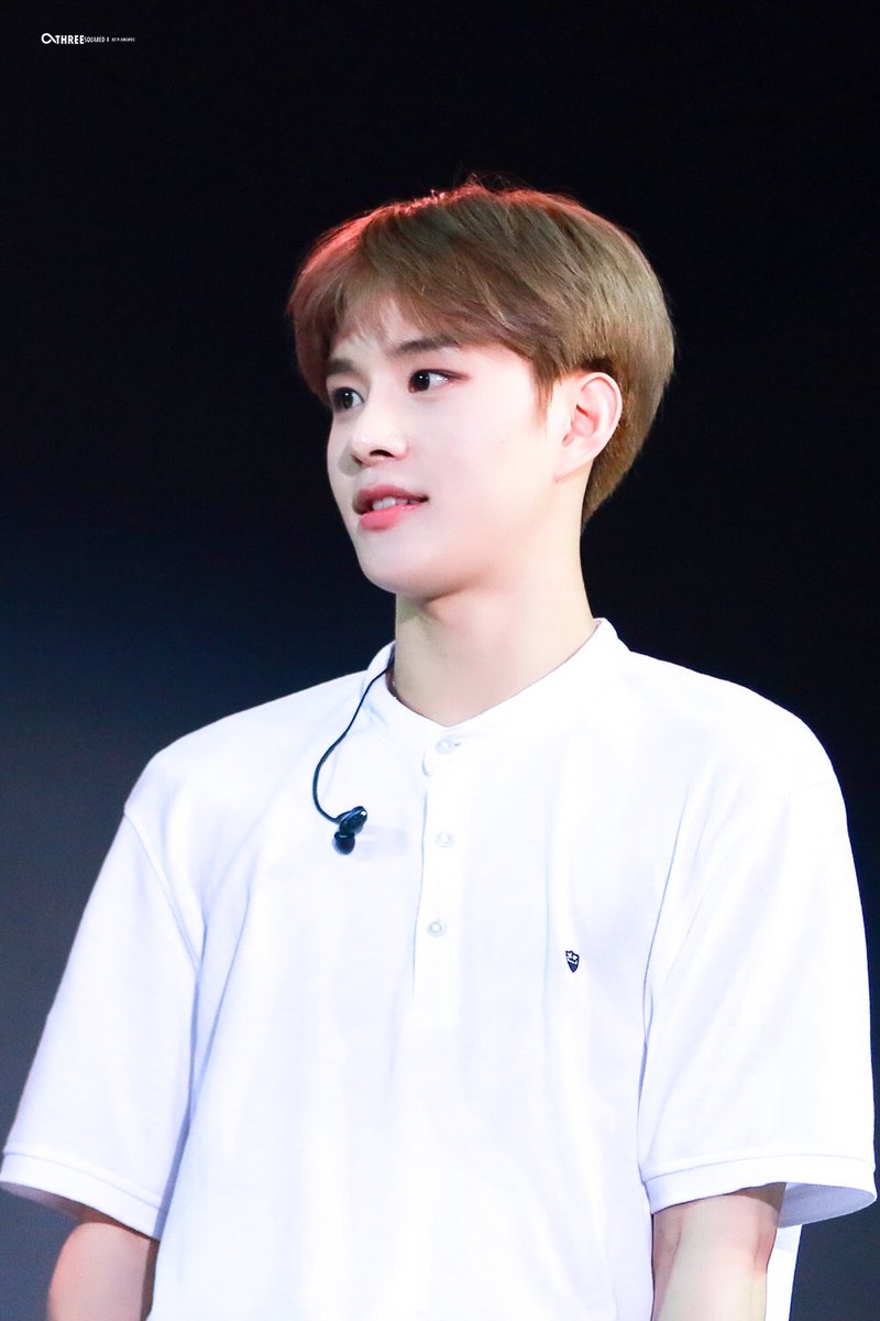 9_0219's tweet photo. #NCT  #JUNGWOO #정우 

🎼 I saw an angel https://t.co/qtB958UabK