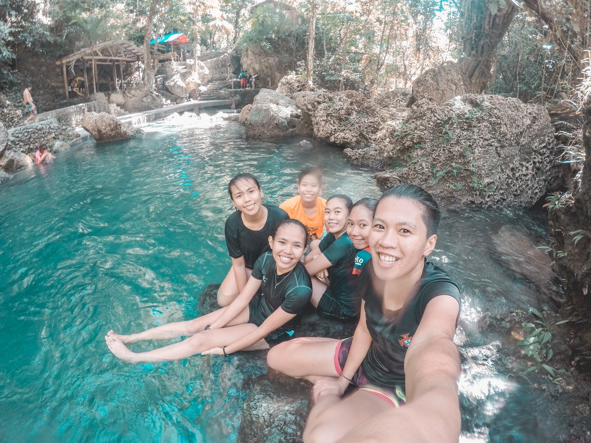 jennielvy's tweet photo. Squad Goals 👌👌👌
#lrph #work #save #travel #trioyolos #trackthattravel #travelphotography #wanderlust #lostandwander #choosephilippines🇵🇭 #travelph https://t.co/TQqsLyT8PT
