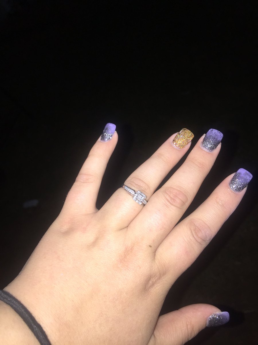 IMNOTOKAY177's tweet photo. He asked and I said yes!! 😭❤️ https://t.co/0Hk34YQ6dG