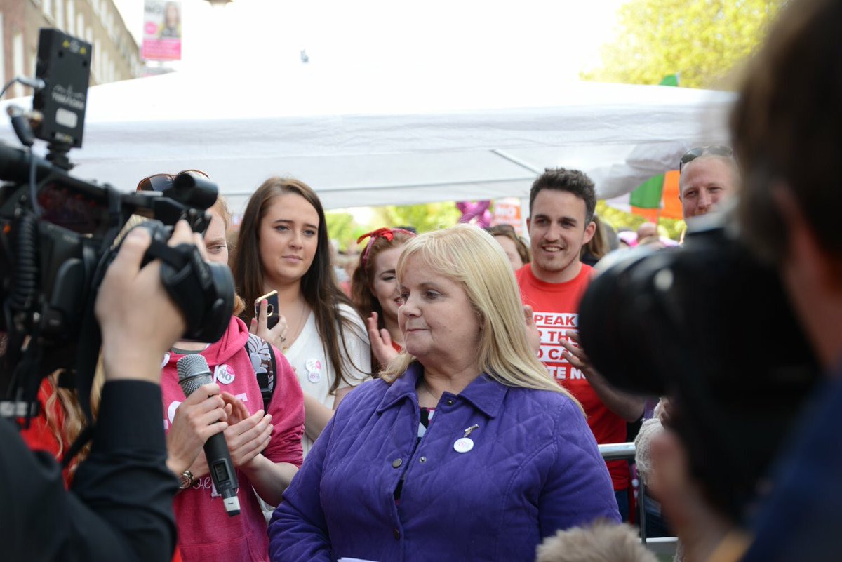 fidelma4Europe's tweet photo. Thank you Mrs O’Riordan for speaking up on behalf of #doloresoriordan RIP and her #prolife stance #lovebothVoteNO #Savethe8th #offtomatch #galwaygaa #GalwayvsMayo https://t.co/4GjcIFWKWU