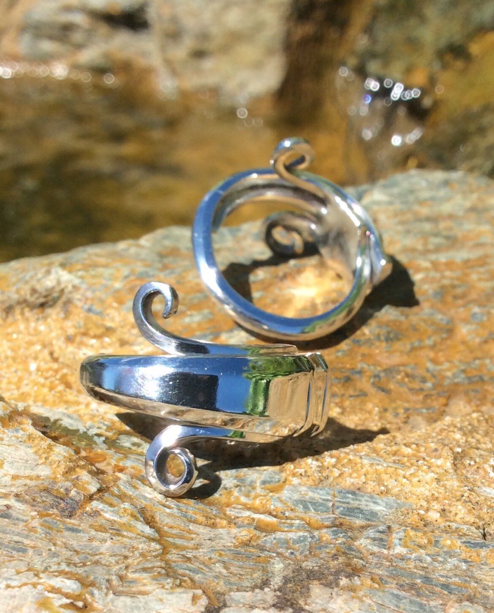 Jaspersparkle1's tweet photo. Back in the workshop today π these are a pair of silver pickle #forkrings hallmarked Sheffield 1936 and 1937 #handmade #anglesey @AngleseyScMedia @carol_denton https://t.co/yYx9XoKvO7