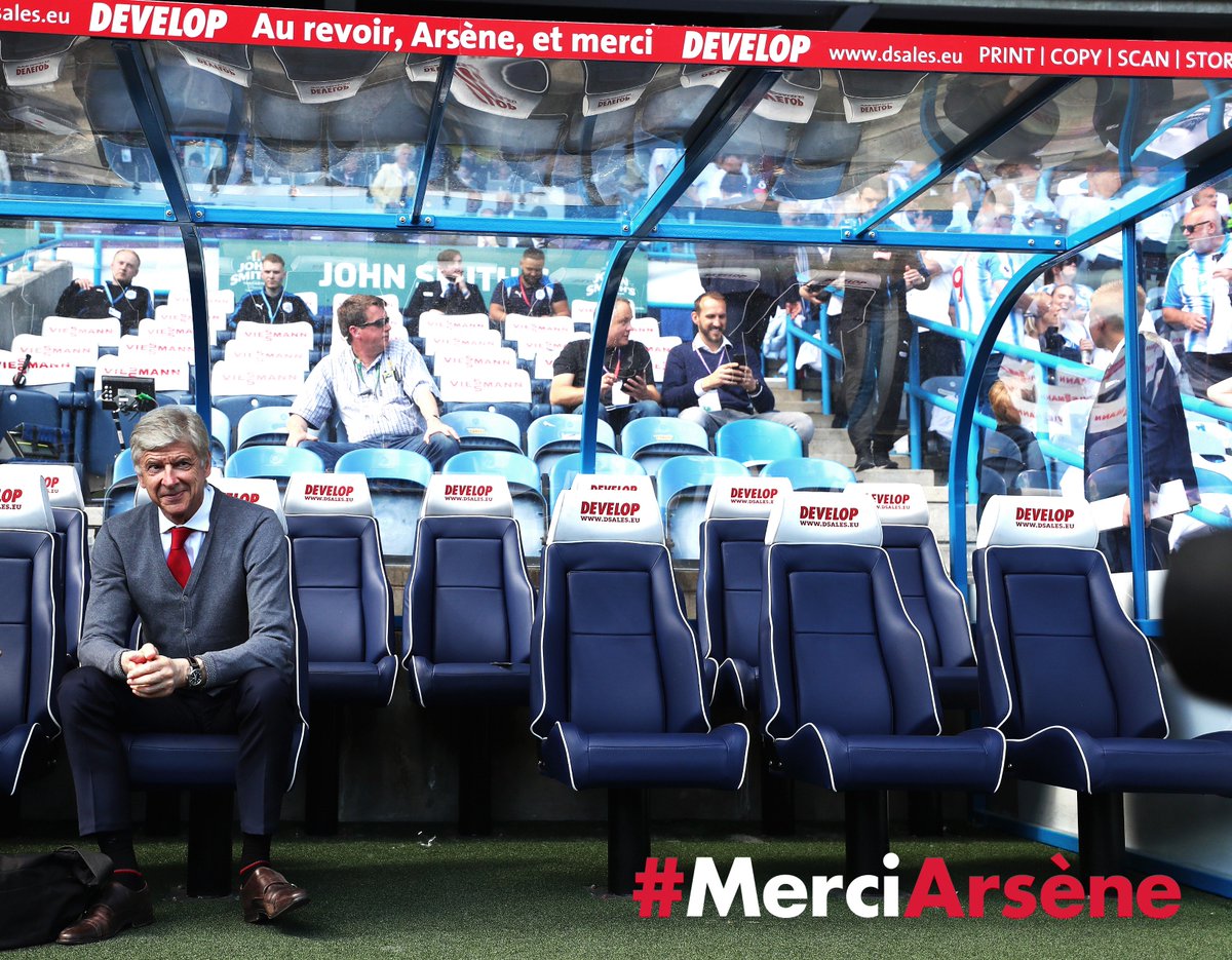 Arsenal's tweet photo. Legend

#MerciArsène https://t.co/gMPUbJTOcS