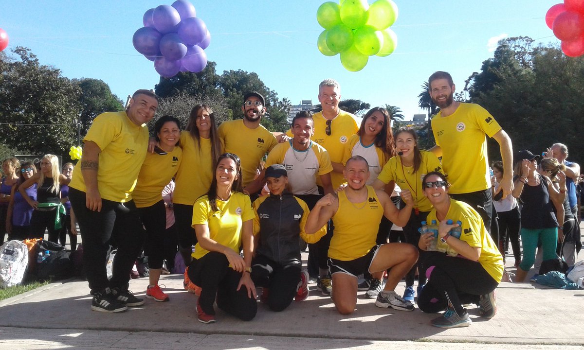 DeportesBA's tweet photo. Acá están, estos son, los profesores que le ponen la mejor onda para que la fiesta del #BAcamina sea un éxito #PlazasActivasBA https://t.co/n6tJL8KFI1