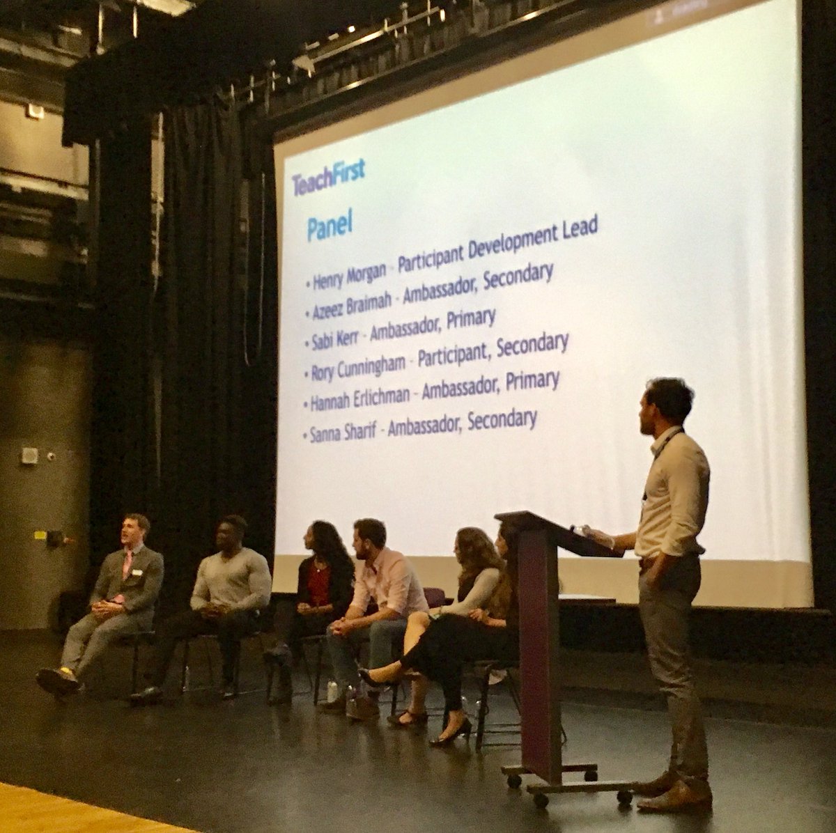 not_a_mouse's tweet photo. Great conclusion to a fab day: hearing from our #TFAmbassadors &amp; participants welcoming our @TeachFirst 2018s @TeachFirstLDN https://t.co/EbBYXQexoD