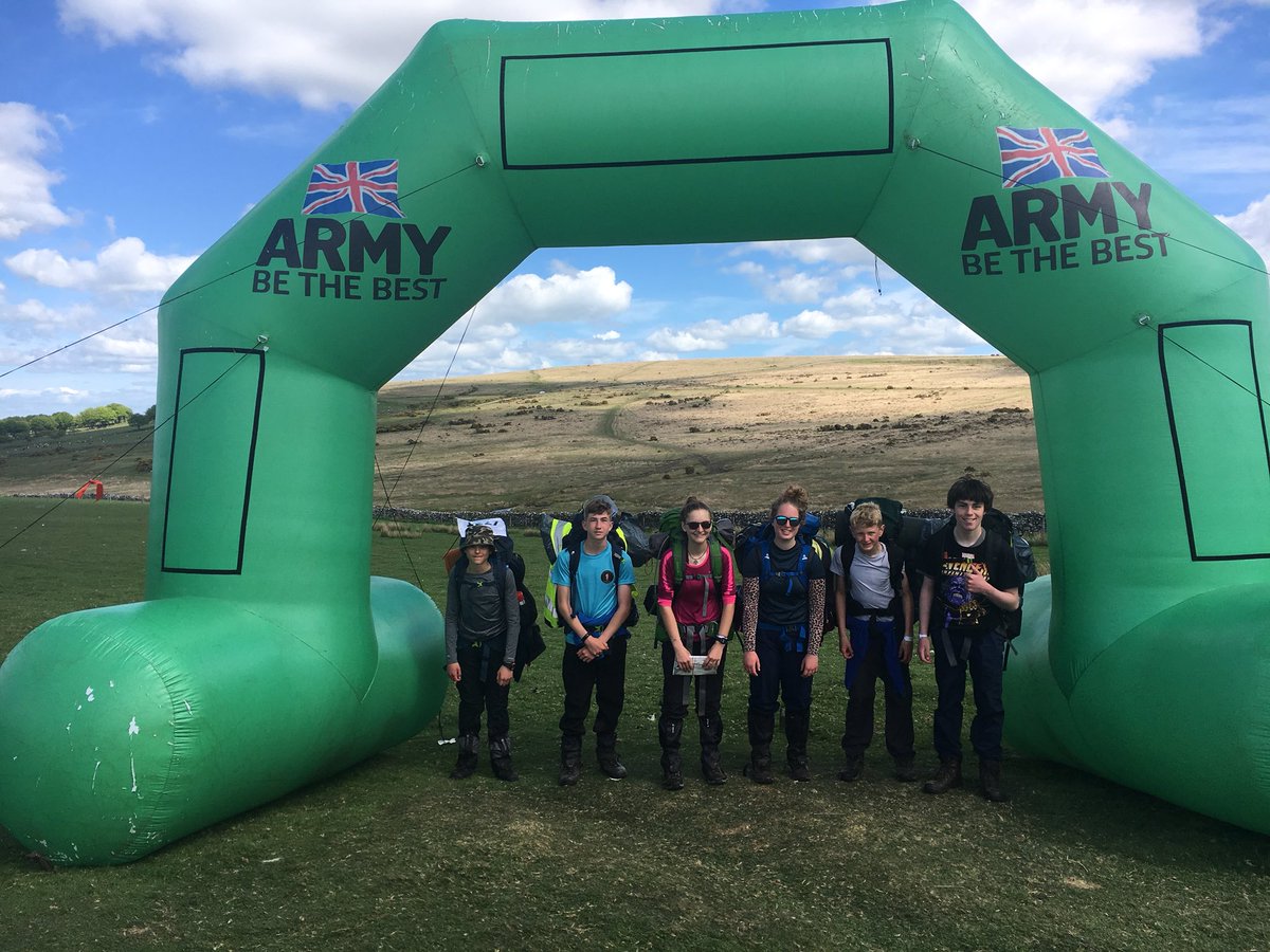 Mrs_RobertsonRO's tweet photo. Wooohoooo!! 35 mile team are in!! Brilliant effort guys 😀 so so proud of you all!!! @praisesaltash @OfficialTenTors #teamsaltash #tentors2018 https://t.co/bdrzvUnPu6