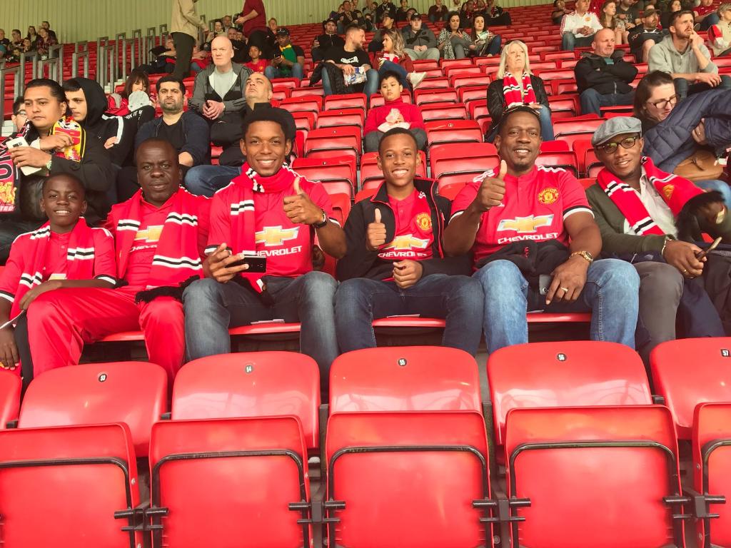 Flowtt's tweet photo. Our Flow Skills winners Nathan and Brian are at Old Trafford for Manchester United's final game.

You can watch live too on MUTV. #FlowUFE #FlowSkills https://t.co/LvSL9wV6eh