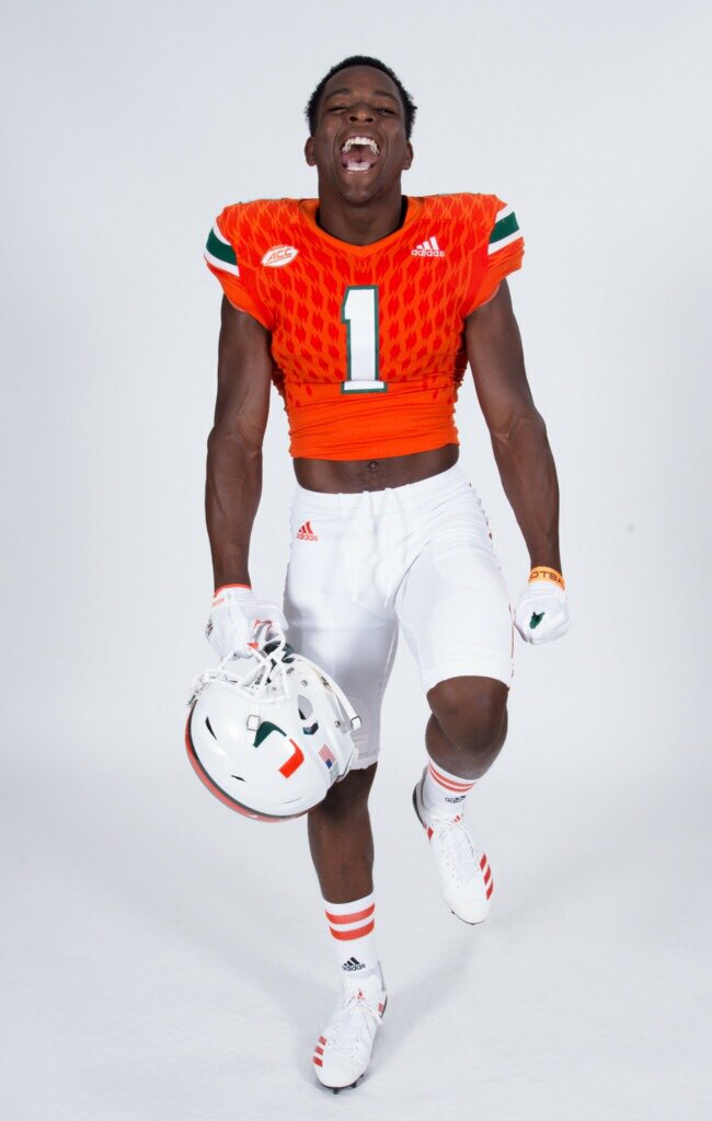 IronMan794's tweet photo. RESPECT MY DECISION ❕Let’s Make The Crib Great 😤 #SoFlo #Surge19 #CaneGang  🙌🏾 https://t.co/NVOYtdv0m5