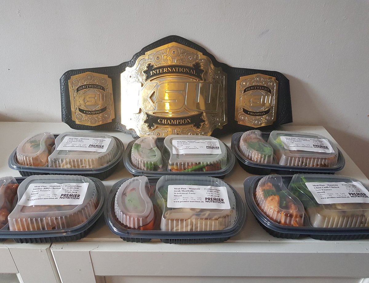 phildefriesmma's tweet photo. Food of champions @PremNutritionUK #mma #ksw #mealprep #heavyweight #champion https://t.co/MU25AVo70r