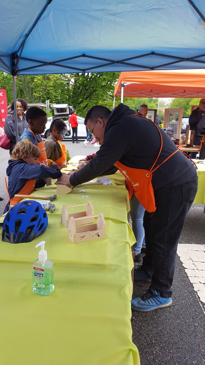 Robinbacchus2's tweet photo. Glenridge Eco Fair @0928_home https://t.co/PIZuuAW7DV