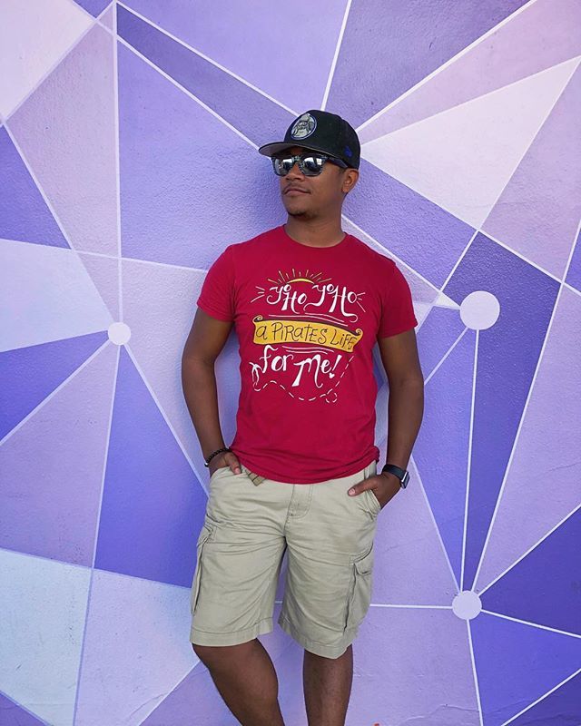 plumievault's tweet photo. Going on a trip. On my favorite pirate ship. 💫🚀
.
#galaxywall #disneyig #mackryndesigns #wdwbestdayever @wdwbestdayever @waltdisneyworld @igers_wdw #piratesofthecaribbean https://t.co/Wptbp3hF1X https://t.co/sdAnyVfRT1
