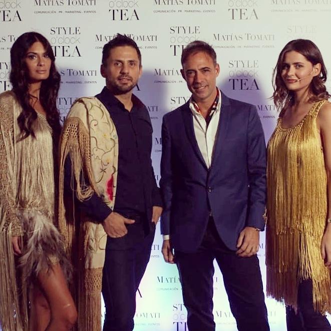 matiastomati's tweet photo. Dream Team para nuestro #StyleoClockTea junto a #Ibraina, su creador Fabio Toñanez y @mossdien en una tarde a pura moda en Los Silos Hotel. https://t.co/oU2aOOUzdJ