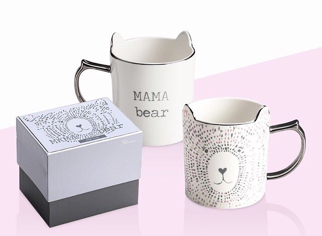Sending love and thanks to all the wonderful Mamas out there! 🤗  Mug by Rosanna, featured in our Mama and Papa Bear box.