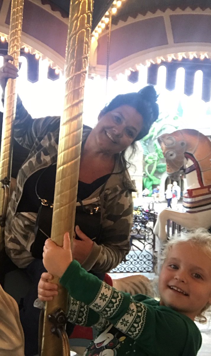 AlyPlummer's tweet photo. Happy Mother's Day to the best Nonny and Momma in the world! We love you the MOST! https://t.co/VImF0QmOG1