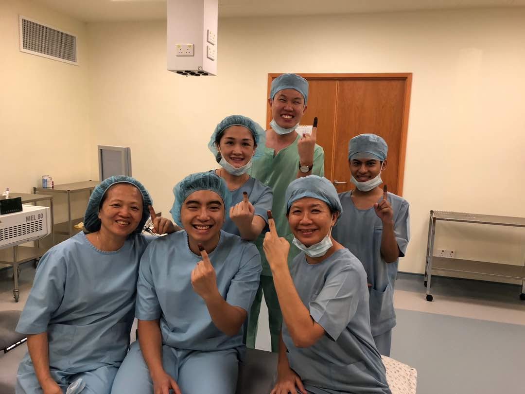 youloong's tweet photo. May 11: Went and get LASIK done. Able to see clearly without glasses now. #newvisionnewlife https://t.co/kXOmD3VHc3