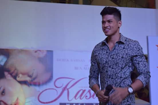 VinBuddies's tweet photo. Kasal Movie Tour at Starmall  Alabang with Vin Abrenica, Derek Ramsay and Bea Alonzo. #Kasal (c)StarmallAlabang https://t.co/AgpvJadSqS