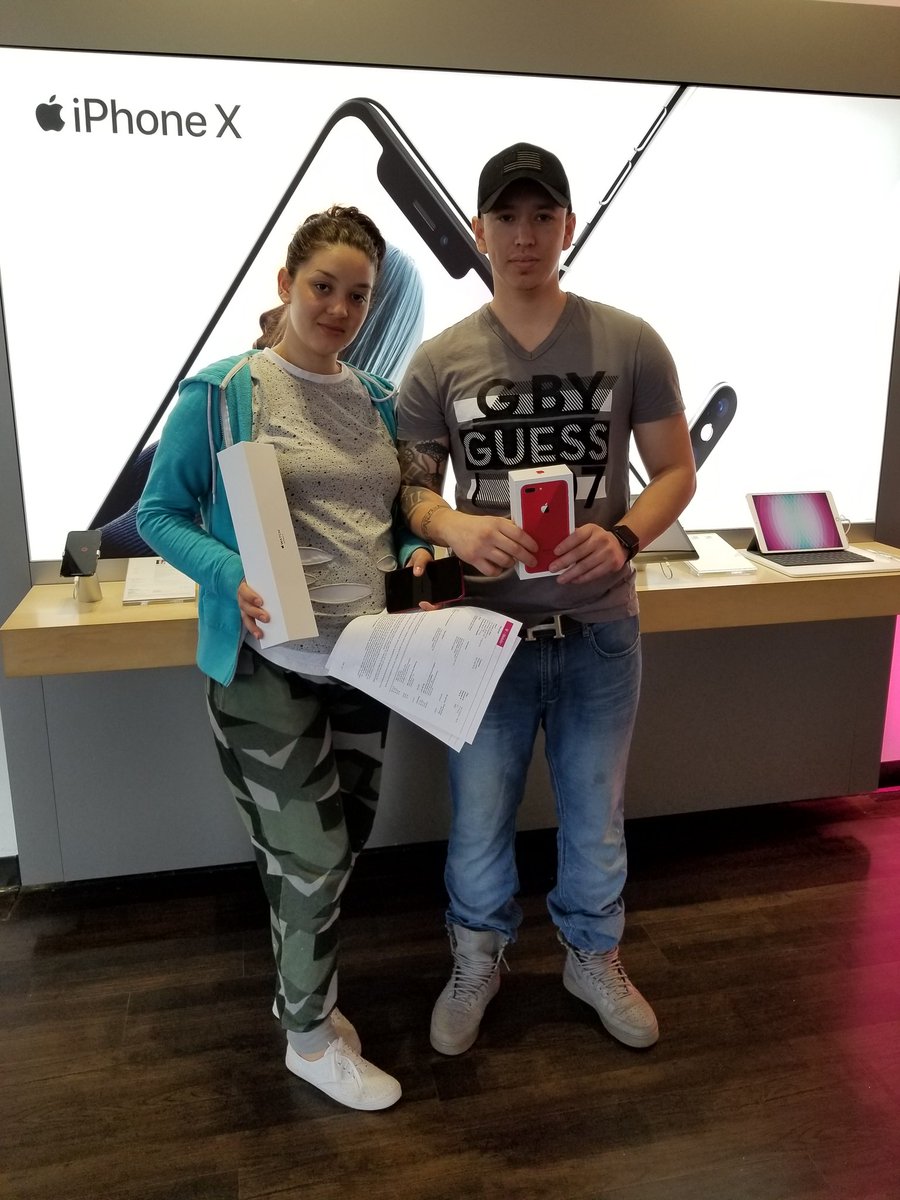 Jfuentes49's tweet photo. There should be more than one day each year to thank mothers for what they do! So guess what #TMobile has done? #MothersDay @lpetrone9 @aellen007 https://t.co/hSdYbKJJOh