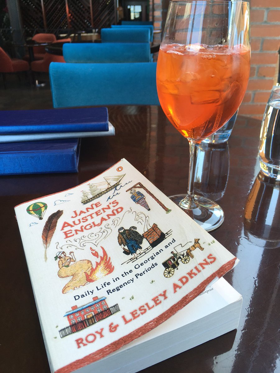 silentbookclub's tweet image. It’s aperol spritz season*!! 

*year round #silentbookclub #amreading #amdrinking