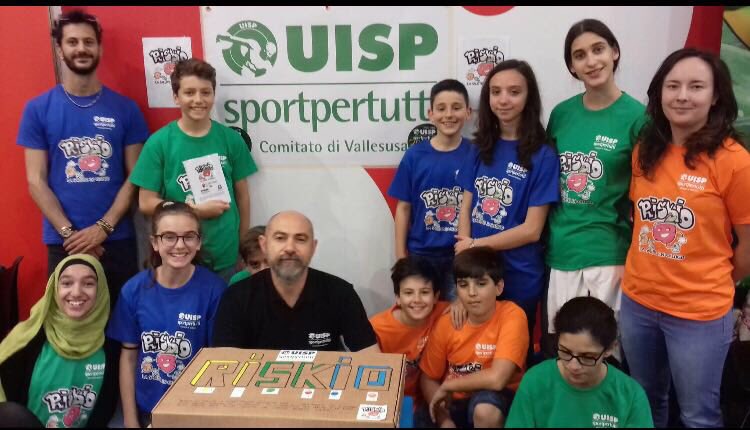 UispNazionale's tweet photo. Stand #Uisp al @SalonedelLibro con il progetto #Riskio-la salute in gioco #Uisp #ValleSusa @UispNazionale @ProgettiUisp https://t.co/6yfYr9SSfS