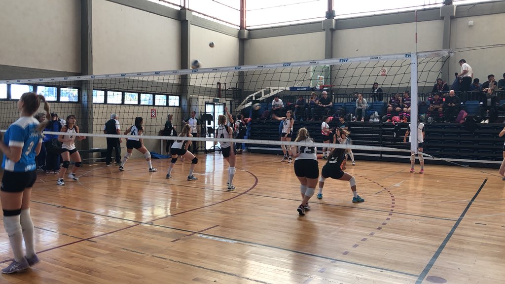 UNLAMDeportes's tweet photo. #UNLaMDeportes #AHORA #Noticias #DeporteUniversitario💚
Ya se juegan las #FINALESJUR de
🏀 @UnlamOficial vs #ISEF1
🏐 @UnlamOficial vs #UNLitoral
#TodosSomosUNLaM #DaleVerde
🏆@TorneoJUR
🌐https://t.co/gZptUKxSmB
🎥@El1WebTV
📻 @universidad891
🎙#ZonaDeporte @zd891 https://t.co/3lyG9NxG1w