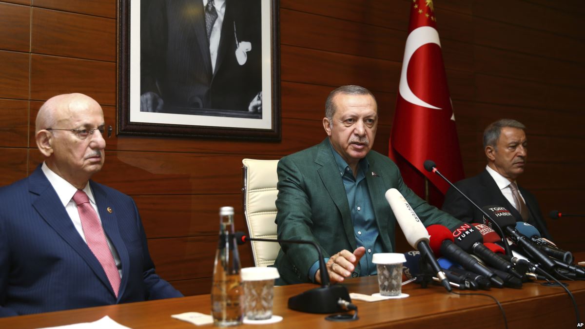 Erdogan Arrives in UK Before Meetings with Queen, PM dlvr.it/QSjTrd