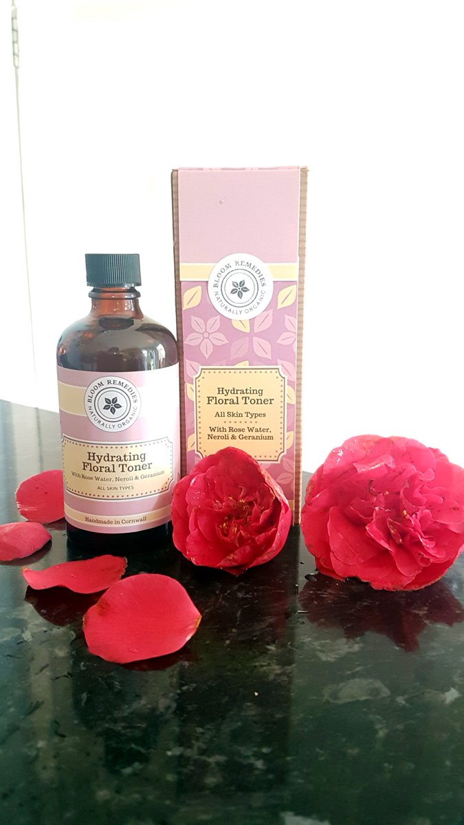 the_eco_Logical's tweet photo. Have you been over to @Rarebeautyco yet? You can still grab 20% off + free shipping for your first order. One item I'm loving is this gentle floral toner from @BloomRemedies 😍 full details:  https://t.co/vaTAeLmuXP

#RareBeauty #greenbeauty #crueltyfree #vegan #bloggerstribe https://t.co/kb4WSPLzF6
