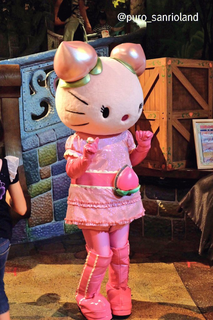 ずっと会いたかったハニーモモちゃんがかわいすぎました…。 しぐさと