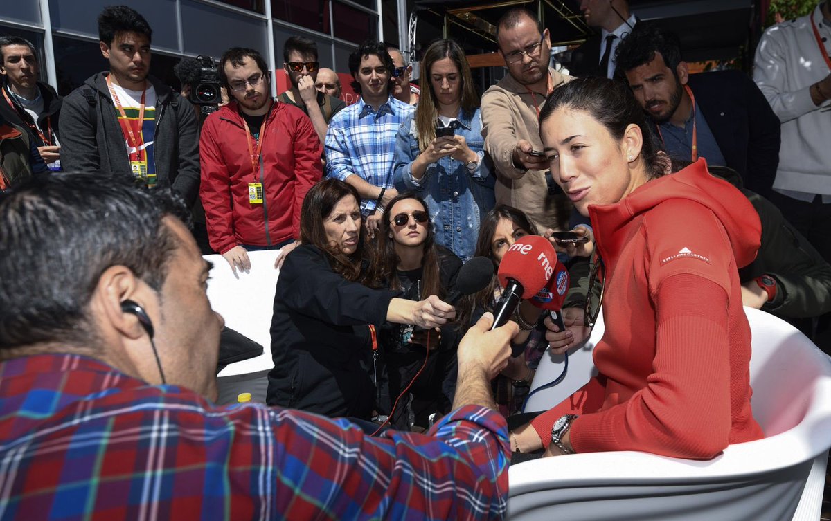 fermurciego's tweet photo. ¿Deben los periodistas españoles posicionarse a favor de los jugadores de nuestro país? ¿Dónde está el límite del forofismo? ¿Es la objetividad una utopía? Un debate difícil de afrontar que hoy tocamos en @PuntoDBreak https://t.co/BeJVyz1pHv https://t.co/sXAIy2YMd2