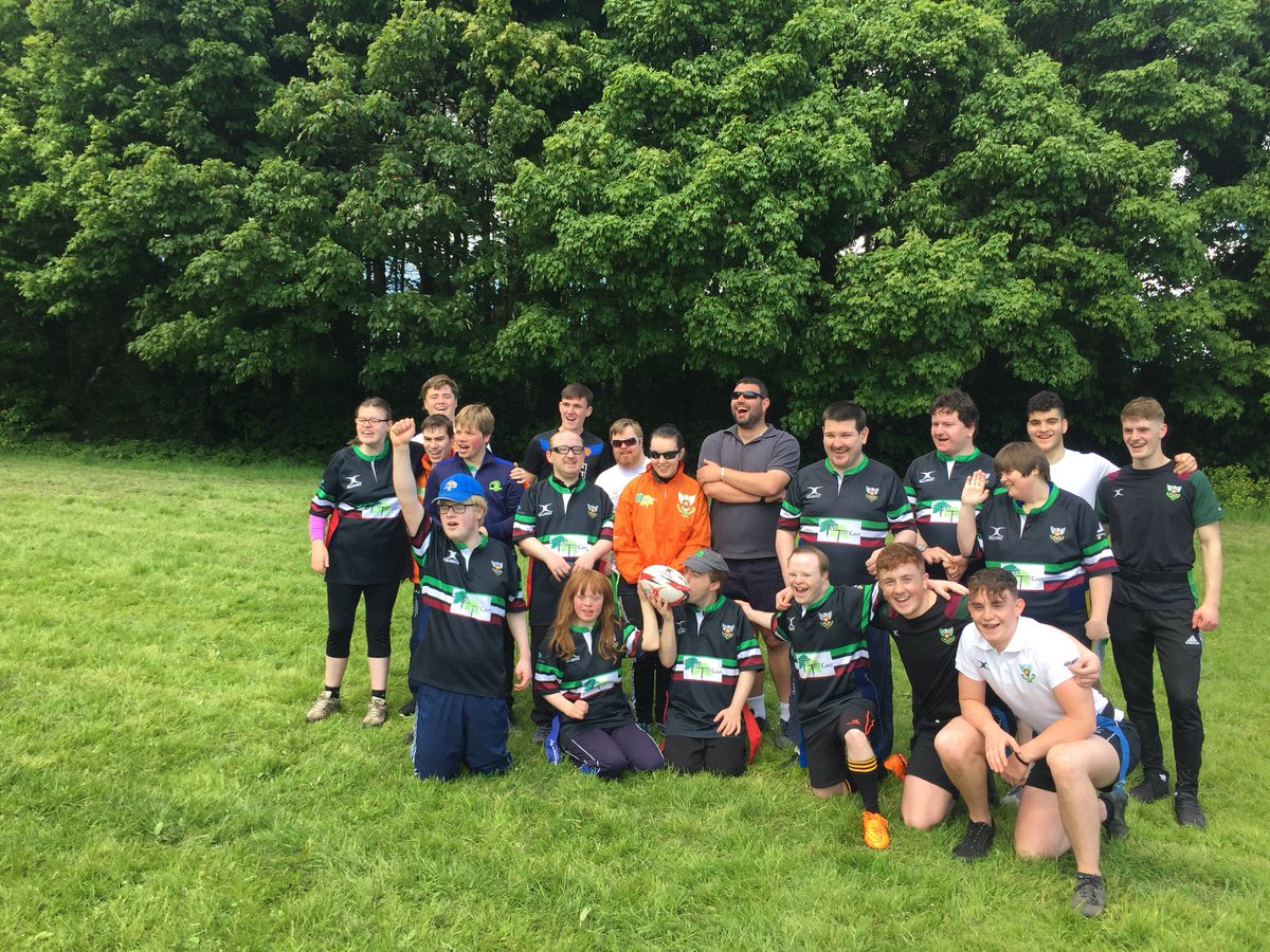 dlsp2000's tweet photo. Disappointment for the @DLSPFCRugby U18.5s today as they slipped to only their 3rd defeat of the season to a superb @DlspEagles squad....but Rugby was the winner!!! Don’t worry lads, we’ll get them next time 😉🤙🏼🦅🏉 https://t.co/Ls1CsftZ15